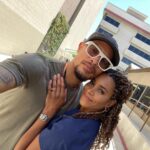 Kelly McCreary Instagram - A director and his muse… right @petechatmon ? If you missed his episode of @greysabc last night you can catch it on Hulu today!