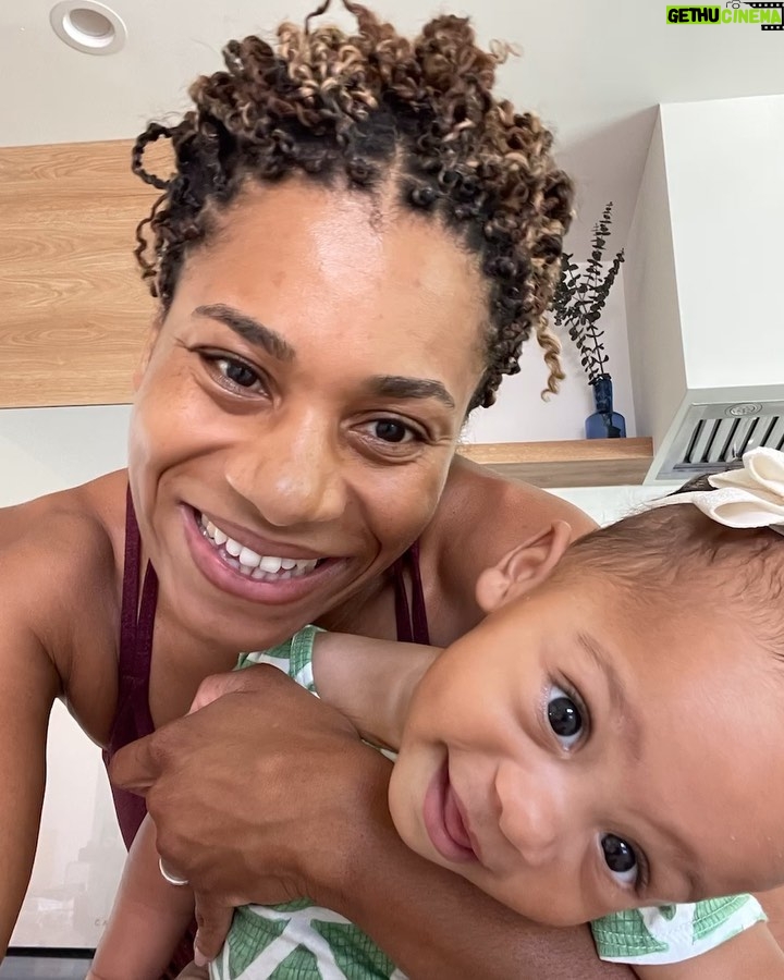 Kelly McCreary Instagram - It’s impossible for me to celebrate this day without reflecting on where I was this time last year. Today, I had lunch at the scene of the crime: the restaurant where my amniotic sac broke, 12 weeks before my due date, sending me to the hospital for an extended stay, where I rang in my personal new year. On this day one year ago, I was possessed of an inexplicable yet powerful knowing that baby and I would be fine, but feeling impotent and unmoored, and frankly, depressed, nonetheless. My surprise zoom celebration filled my heart to bursting, lifting my spirits high enough to get me through that trial. This year, Baby’s gift to me was reaching up, locking eyes and saying “MAMA” clear as day before throwing her arms around my legs— the first time she has used the syllables intentionally 🥰😭. My thoughtful, loving, epic-gift giving husband gifted me with his megawatt smile, the comfort of his loving presence, and a trip to see Usher in Vegas 🙌🏾. The gift of my mother’s visit nurtures both me and her grandbaby 💙. And I have received messages from family and friends near and far, old and new, reminding me what a deep and loving community I have. 🙏🏾 Another trip around the sun. Ever more reasons to marvel at this thing called life. Thanks for the birthday wishes, everyone. I’m grateful to be here with you. 🥂