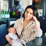 Kelly McCreary Instagram - My beautiful, brilliant friend @caterinascorsone took the words right out of my brain. Please read her eloquent post below. {TL;DR: EVERYONE benefits when workplaces support women and families.} Posted @withregram • @greysabc Okay. Real talk. This show was created and is largely run by women and people who identify outside of the white cis het male category that has traditionally dominated our networks and work environments. We’ve been groundbreakers here at @greysabc for 18 seasons. So something about this magical formula is working. The writers, producers, much of the crew and many of the actors are family prioritizing ballers who are kicking ass. -We can’t do all of this incredible work without a work culture and environment that is STRUCTURALLY supportive of women and families. There is a lot of invisible labor that is going on when people decide to have families. There’s the physical toll of making the baby and the physical, emotional, psychological and financial toll of caring for children while working -or of needing to give up work to provide that care. I think @seekellymccreary just had the 23rd or 24th cast baby since @greysabc started. I’m three babies in. Because of the progressive structural support of @shondarhimes @greysabc @kristavernoff @shondaland and @disneytvstudios I was able to have my children and continue to play Amelia Shepherd so that I could contribute to the experience we all get to have each Thursday night. We have ALL benefited from the inclusive, responsible and socially positive attitude that is fostered on this set. All of us. Viewers, crew, cast, writers, creative executives and corporate executives. So… let’s keep talking about it. -So that NOT supporting families in corporate culture becomes the weird thing, rather than us thinking that our show (your fave for 18 seasons) is so ahead of the curve and wildly sane and humane. We’re not weird. We’re awake. We remembered who we were. And we have real cute babies and full hearts.❤️