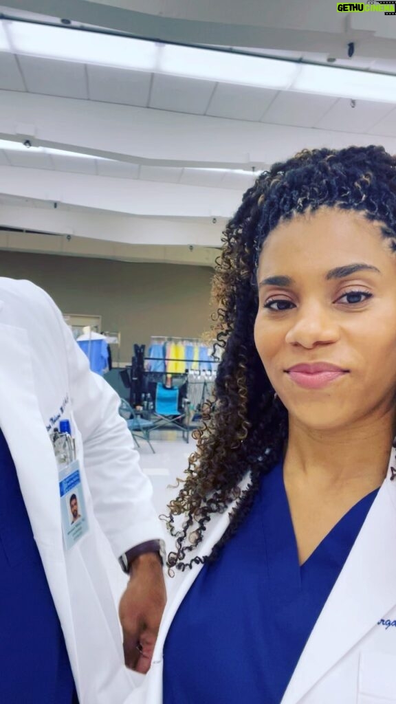 Kelly McCreary Instagram - Did you miss us?
