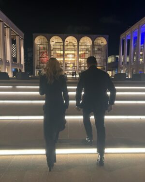 Kelly Ripa Instagram - Christmas Eve-eve. Our favorite holiday tradition @nycballet #nutcracker 🎄🩰❄️❄️❄️❄️❄️