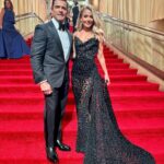 Kelly Ripa Instagram - Mom and dad storming the red carpet. #Oscars Dolby Theatre, Hollywood