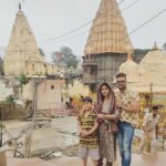 Khesari Lal Yadav Instagram - महाकाल दर्शन #mahakal #ujainmahadev #khesari_yadav #harharmahadevॐ #chanda_yadav27 #its_me_rishabh27 Ujjain,mahakaleshwar Temple