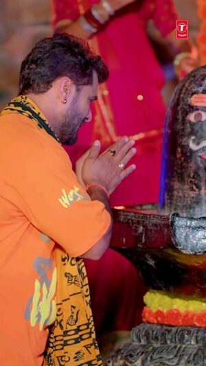 Khesari Lal Yadav Instagram - आंसू गंगाजल भईल...

Link in story.