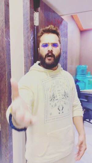 Khesari Lal Yadav Instagram - Mamla chori ke