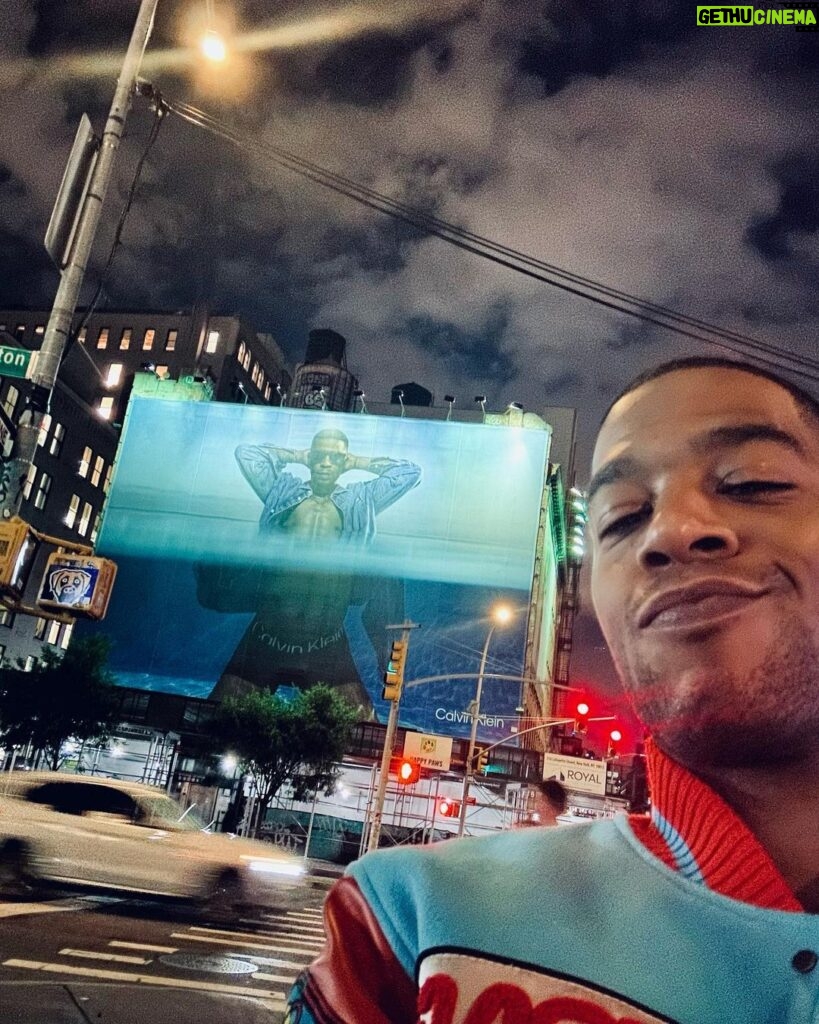 Kid Cudi Instagram - Shinin' 😌✨🌃 no u cannot dim me