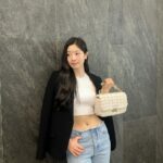 Kim Da-hyun Instagram - I'm heading to Tokyo See you soon✈️ @MichaelKors #MichaelKors #ad #Spring
