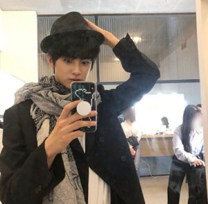 Kim Min-kyu Instagram - 남욱이패션🐱🐱