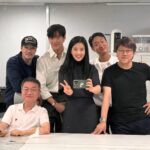 Kim Tae-ri Instagram - 외계+인 3weeks 정신없이 행복하게 즐거이 마쳤습니다~ 영화는 여름 계속 극장에 있을테니 아직 안보신 분들은 영화관으로 move move해주십시오~ 무더운 여름날 영화관 한자리 채워주셔서 감사했어요. 내내 함께 하고 싶지만 우리는 또 다시 2부와 함께 돌아올게요. 감사합니다 건강하세요! 모든 외계+지구인들 화이팅! (몇몇사진은 인터넷에서 주워왔어요 찍어주셔서 감사합니다 히히)