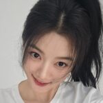 Kim You-jung Instagram - 부지런하지 못한, selfie 생활 땨!