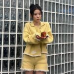 Kim You-jung Instagram - Right now ! 닭강정 🫥 냠냠, Chicken Nugget👽 #netflix