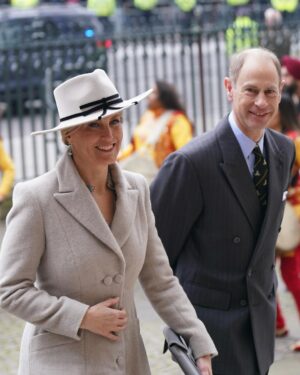 Queen Elizabeth II of the United Kingdom Instagram - 🌏 The Queen, The Prince of Wales, The Duke and Duchess of Edinburgh, The Princess Royal and other members of the Royal Family attended today’s Commonwealth Day Service of Celebration at Westminster Abbey.

The service - marking 75 years of the Commonwealth - drew on this year’s Commonwealth Day theme ‘One Resilient Common Future: Transforming our Commonwealth’, highlighting stories of resilience through performances and reflections representing the five regions of the Commonwealth.