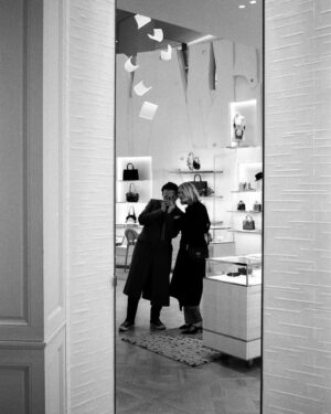 Kirsten Dunst Instagram - Merci @dior toujours l’amour