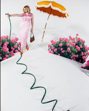 Kirsten Dunst Instagram - Thank you @wmag for including me in this epic shoot with the one and only #TimWalker