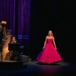 Kristin Chenoweth Instagram - we all love you endlessly, @wickedschwartz 💗 look at the impact you’ve had!! Photographed by Emilio Madrid @emiliomadrid Evan Zimmerman @evzmm Jenny Anderson @jennyandersonphoto Celebrating @wickedschwartz Produced by @creativepartnersproductions Presented by @metopera #MetOpera The Metropolitan Opera