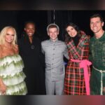 Kristin Chenoweth Instagram - I’m sorry, but I can’t stop posting about #Wicked20… 🫧🩷💚🫧 📸: @broadwaybruce_ @bruglikas Dress by @halpernstudio Shoes by @daccori_ Styled by @debswatson Glam by @brucewaynemua Gershwin Theater