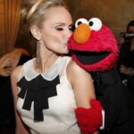 Kristin Chenoweth Instagram - Happy birthday, @elmo!! Ms. Noodle loves you ❤️
