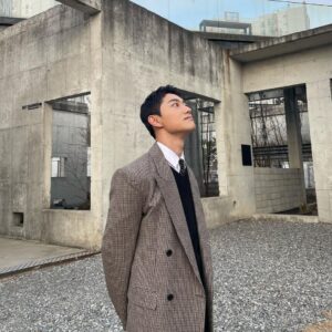 Kwak Dong-yeon Instagram - 인스타 세상의 친구들 안녕 🙋🏻‍♂️
다들 잘 있지?
