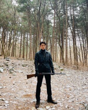Kwak Dong-yeon Instagram - 두근 🔫
#빈센조 #vincenzo