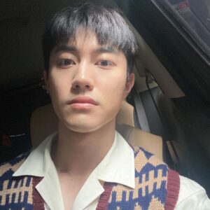 Kwak Dong-yeon Instagram - 하이 헬로 안녕