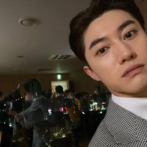 Kwak Dong-yeon Instagram - 오늘도 재미난 빈센조
절대무적의 짱 조합 💪🏼
#vincenzo