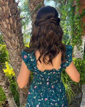Lacey Chabert Instagram - For all of you who asked, here are my outfit details from this past weekend 👗 I’ve tagged the brands on the pictures. The floral dress, shoes and heart earrings in the first pic were all from @hillhouse 🤍

Makeup @rachelnicolepagan 
Hair @annettedavenportbeauty 
Styled by my daughter from my closet ;)

Also if anyone has any choreography tips for what to do in these videos that would be great. Clearly I’ve got the twirling/swaying part down 🤦🏻‍♀️🤣