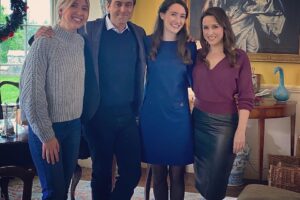 Lacey Chabert Instagram - Christmas at Castle Hart premieres tonight. Given the circumstances I won’t be able to live tweet. I didn’t know if I’d be able to talk about it much at all, but after a lot of thought, it became clear to me.  My sister was my biggest cheerleader and would want me to still celebrate my work. She’d be down right annoyed with me if I didn’t! In a strange twist of fate, one of the things that separates this Christmas movie from my other ones is that it actually features a beautiful relationship between two sisters. While we were filming I thought about Wendy many times as the character of Margo reminded me so much of her. On our first meeting I told our wonderful director @scainprod about this. Wendy was the funny one. She was always the first one to have some outlandish plan that usually got us into a little bit of fun trouble and had us laughing so hard tears rolled down our cheeks. Margo reminded me of her and @alihardiman brings this  character to life in the most perfect way! I also want to honor and celebrate our incredible cast and crew and everyone at Hallmark channel who worked SO hard on this project. Filmmaking is truly a collaboration and I appreciate every single person who made this delightful movie happen. 

So tonight, I’d like to dedicate this movie to my sister and let it serve as a tribute to her beautiful life. If you watch, I hope it makes you laugh and brings you some Christmas cheer. I hope you’ll hug your loved ones tight as you enjoy the movie. Thank you for your continued support. My love to you all! ❤️ @hallmarkchannel tonight 8/7c