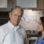 Lacey Chabert Instagram - Sweet Carolina starts on the East Coast in just ten minutes on @hallmarkchannel Come live tweet with us over on Twitter! Use the hashtag #SweetCarolina Hope you enjoy the movie! Thank you so much for the support 🌸
