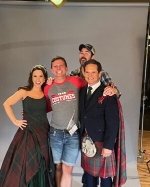 Lacey Chabert Instagram - #AMerryScottishChristmas premieres tonight! Making this special movie was such a wonderful experience and I really hope you enjoy it! Let me know if you catch all of the Party of Five references ;) @hallmarkchannel 8/7c #countdowntochristmas