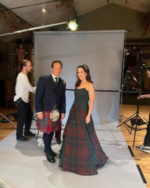 Lacey Chabert Instagram - #AMerryScottishChristmas premieres tonight! Making this special movie was such a wonderful experience and I really hope you enjoy it! Let me know if you catch all of the Party of Five references ;) @hallmarkchannel 8/7c #countdowntochristmas