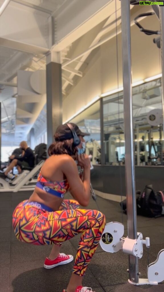 Lala Milan Instagram - Being in the gym ain’t gotta be boring🥰 Come get these gains & Thank me later @fitgirlbod