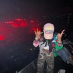 Lala Milan Instagram - Anoche fui al concierto de Bad Bunny y me recordó que necesito hacer algo de contenido en español. Por otra parte, ¡No podía esperar a llegar a casa con mi bebé!😩 —— Gracias @spotify por invitarme 🔥 —— Follow my Snapchat for all the moments > lalamilan Crypto.com Arena