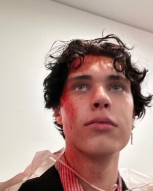 Landon Barker Instagram - Hello there!