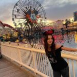 Laura Marano Instagram - Thank you @disneyland and @disneyparks for an absolutely magical day, and thank you @ellenmarano for being born today!!! You are the best mom, and Vanessa and I love you so much ❤️🎂 no thanks given to the sound in this video, which is shockingly bad 😭🙃
