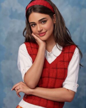 Layali Dehrab Instagram - لازم نواكب الهبة 😇🤣 #aitrend