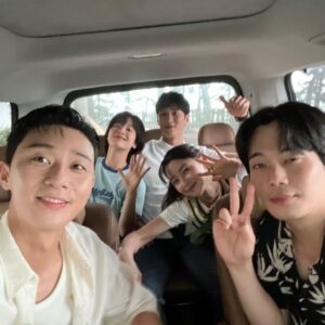 Lee Joo-young Instagram - 우리 IC 팀🌰❤️‍🔥

#청춘MT #이태원클라쓰