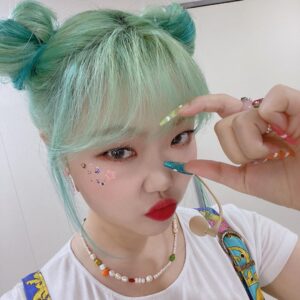 Lee Soo-hyun Instagram - 안녕히주무세여👽