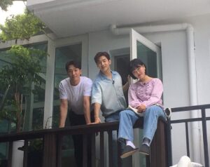 Lee Soo-hyun Instagram - 벌써 보고싶은 우리 언니오빠들 
너무너무 고생많으셨습니다👍🏻💕