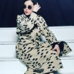 Leila Otadi Instagram - وفادار باش وصبور 👌🏻 کائنات جواب تو را خواهد داد❤️ روزهای عید و تعطیلاتتون پیشاپیش پر از شادی💖 عکس پشت صحنه☺️ بزودی سریالمون از فیلیمو پخش میشه و امیدوارم ببینید و لذت ببرید😉