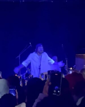 Leon G. Thomas III Instagram - Atlanta, you really set the tone, and I can't wait to carry this energy to every city! 🤩

#LeonThomas #ElectricDusk #Tour #Atlanta #Georgia