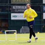 Leonardo Bonucci Instagram - Back with the team 🟡🔵