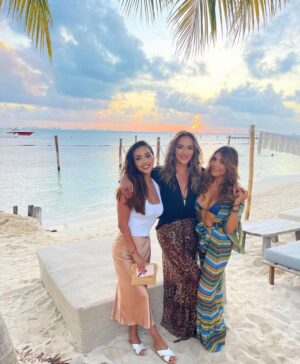 Lindsey Morgan Instagram - Tulum w. The Girls ✨
Thank you to my soul sister @tasyateles & new sestra @shimabyshima for showing this birthday girl the best birthday Mexico