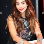Lindsey Morgan Instagram - A Christmas Miracle! She got her IG back 😚🤍 Thank you for all the prayers, vibes and light during this difficult time of disconnection What did I miss?? ((Thank you @lindseymorgancloset for showing me these cute pics from the German ComicCon))