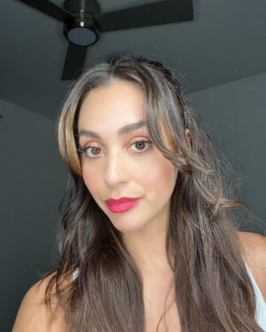 Lindsey Morgan Instagram - Because tomorrow’s my birthday 
.
.
.
Thank you again @desiraecherman for this gorgeous glam the other day.
