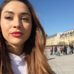 Lindsey Morgan Instagram - Excerpt for when I co-host my future travel show w. @emilybett Is your future self watching?