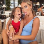 Maddy Burciaga Instagram - Tata & Lennie ❤️ J’ai tellement hâte d’avoir mon petit garçon dans les bras quand je vois deja l’amour que je ressens 😍🥹 Cannes La Croisette