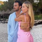 Maddy Burciaga Instagram - Dernieres Vacances en Amoureux 💞 Bientôt nous serons 3 🙏🏼👶🏻 Plage de Santa-Giulia