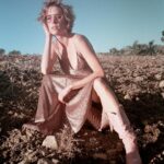 Maggie Civantos Instagram - Analogic vibes 35mm 🎞️🎞️🎞️ Hace un tiempo de la sesión que hice a la maravillosa amiga @maggiecivantos un ser de luz ⚡️⭐️ esta sesión fue un momento muy importante para mi 🪐 A comernos este 2024 y seguir brillando ✨ Aprovecho para decir que estoy abierta a bookings para este año y propuestas creativas worldwide 🌎🌎🌎 . . . #onewishvisuals #maggiecivantos #visavis #netflix #laschicasdelcable #editorialphotography #womenempowerment #womenempoweringwomen #empoderamiento #lensculture #filmisnotdead #vanityfair #fashionphotography #filmisnotdead #filmphotography #analogicphotography Málaga, Spain