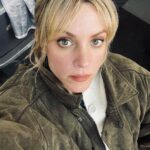 Maggie Civantos Instagram - Hoy si que el revoltijo de emociones es grande! mixed feelings … it’s a wrap!🎥 #versalles Os voy a extrañar… I’m going to miss you, chingones! 🖤 Monterey, Mexico