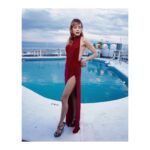 Maggie Civantos Instagram - El paseo por la alfombra del @festivalmalaga …como siempre muy emocionante! Thanks #dreamteam @diorbeauty @rebecatfigueroa @jorgefortesg @adrian_pardo_hairstudio @diorling1 🤍 🙏🏻❤️ @mariagorof … eres 🫶🏼 📸 @carlosvillarejo 💘